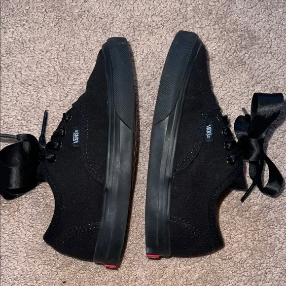 Van’s Black Lace-Up Shoes Toddler - Picture 6 of 9